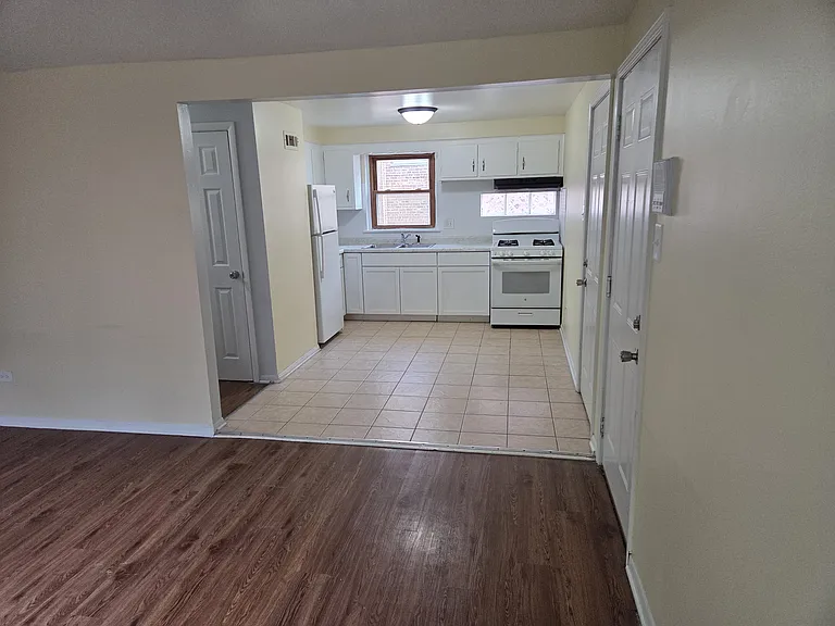 14132 S School St #2A — Photo 20