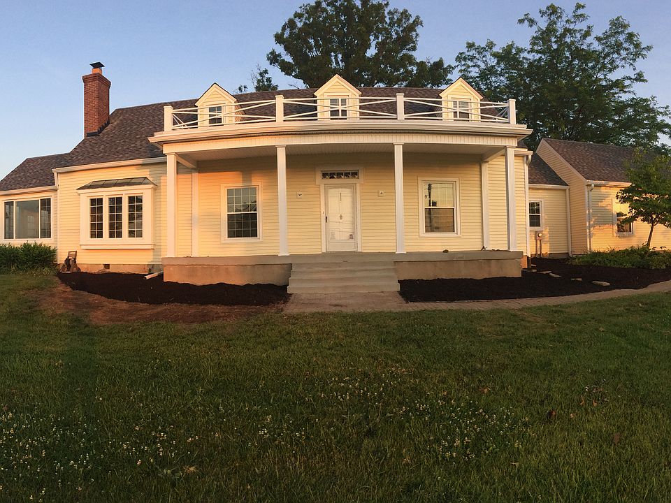 1st image of 1951 Eaton Ave