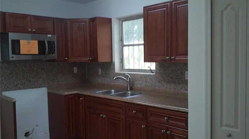 2nd image of 245 NE 159th St