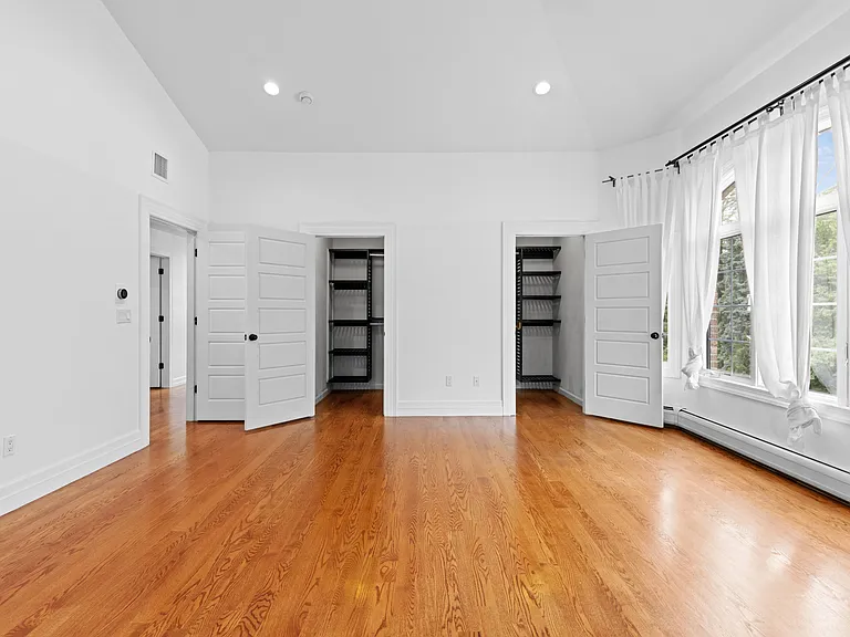 40 E Oakdene Ave #B — Photo 23