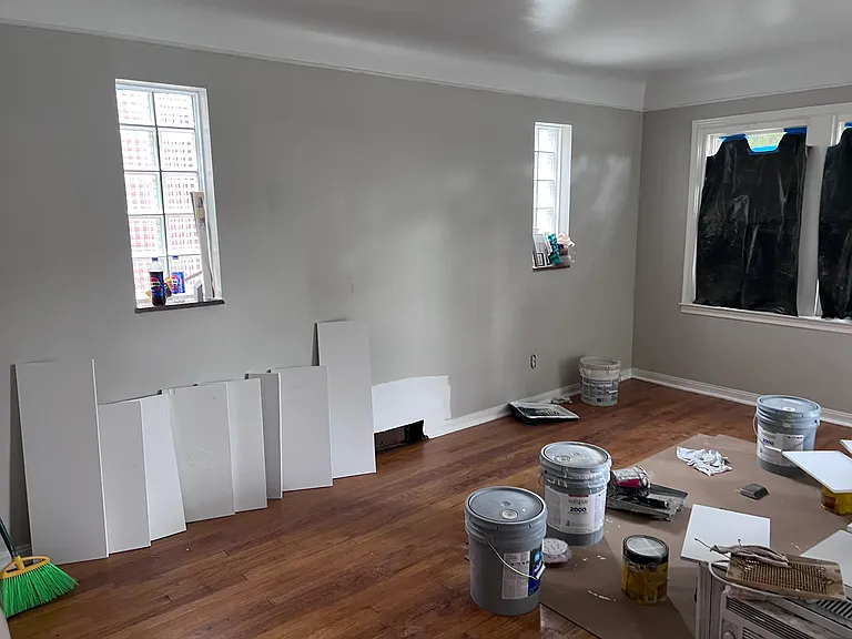 18033 Albion Ave — Photo 2