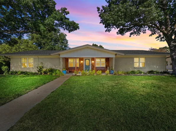 7517 Brentwood Cir, Woodway, TX 76712