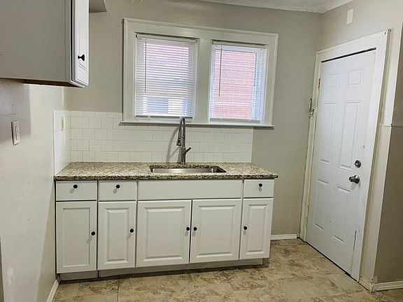 4th image of 14834 Sussex Ave #2N