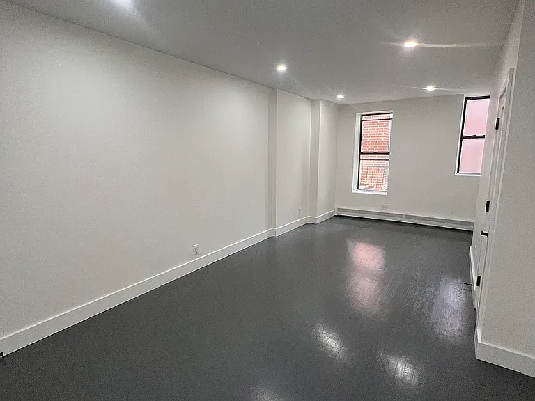 1623 2nd Ave #3S — Photo 4