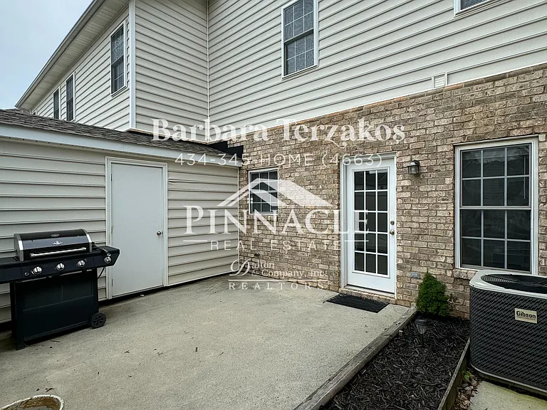 225 Portico St — Photo 23