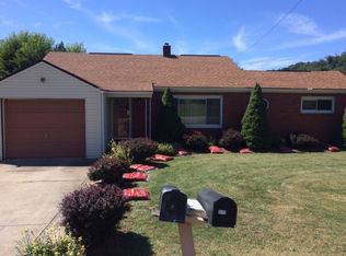 201 Frazier Ave, Bellaire, OH 43906