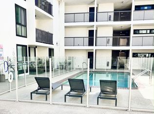 911 N Kings Rd APT 102, West Hollywood, CA 90069