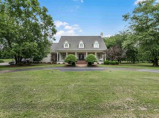22 Huntington Pl, Jackson, TN 38305