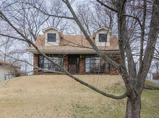22 Hickory Hill Ln, Glen Carbon, IL