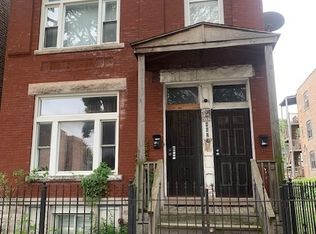 4027 W Gladys Ave, Chicago, IL 60624