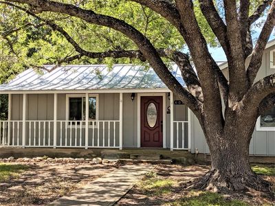 601 W Cypress, Johnson City, TX, 78636