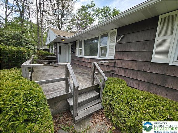 2nd image of 50 Montovision Rd