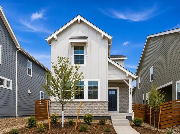 3293 N Coolidge Way, Aurora, CO 80019