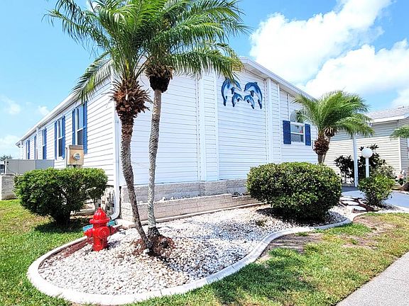 2nd image of 701 Aqui Esta Dr #258