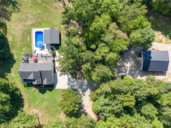 607 Elm Dr, Lexington, NC 27295