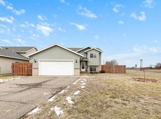 918 11th St S, Sartell, MN 56377