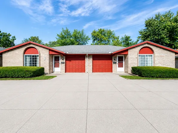 206 N Main St APT B, Englewood, OH 45322