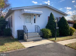 379 Woodstream Way, North Wales, PA 19454