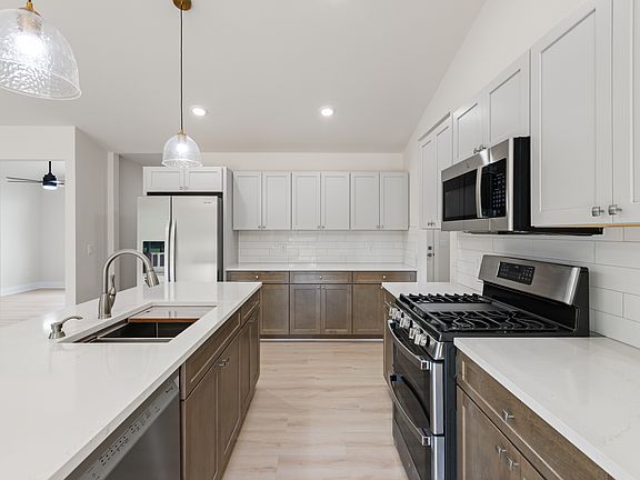 6th image of this home