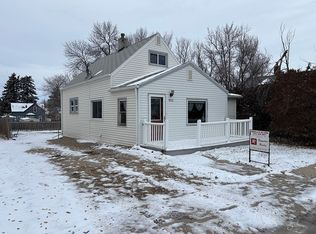 532 2nd St SE, Stanley, ND 58784