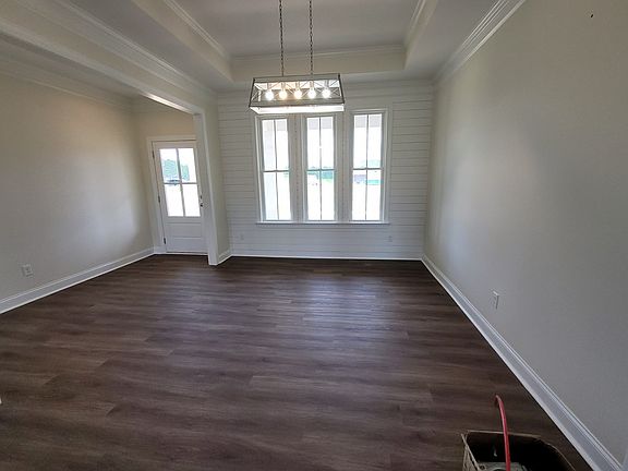 3rd image of 114-156 Blue Oak Way