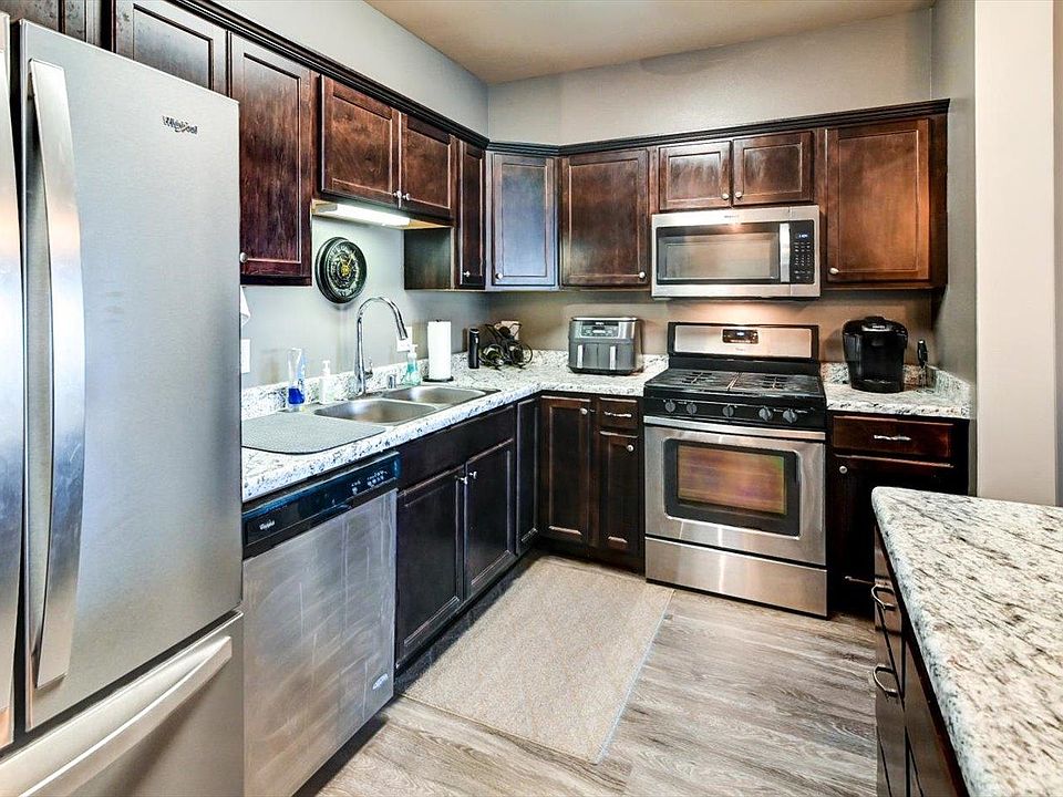 1st image of 5192 Sassafras Dr #204