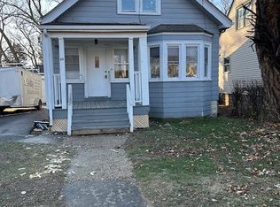 639 S Oak Park Ct, Milwaukee, WI 53214