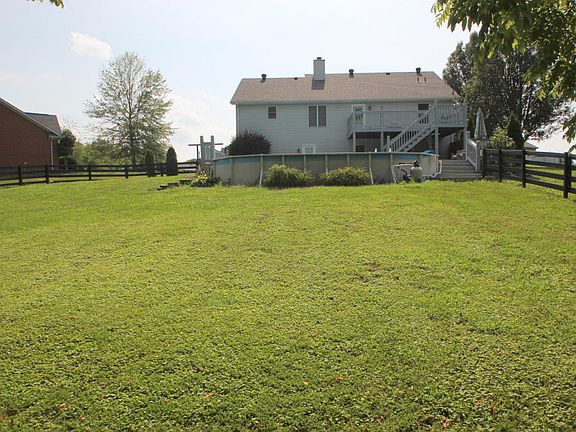 3rd image of 105 Ross Ct
