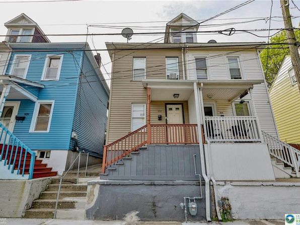 922 Spruce St, Easton, PA 18042