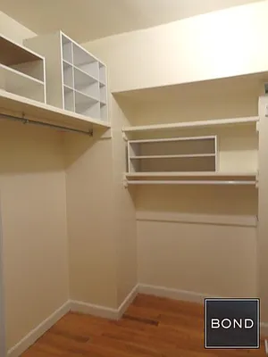 Rented by Bond New York | media 5