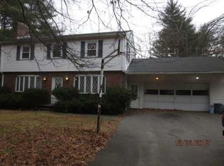 123 Strong Rd, Southampton, MA 01073