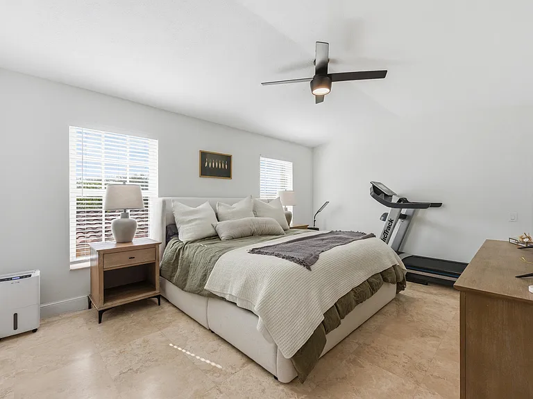 1155 Lake Shore Dr #202 — Photo 35