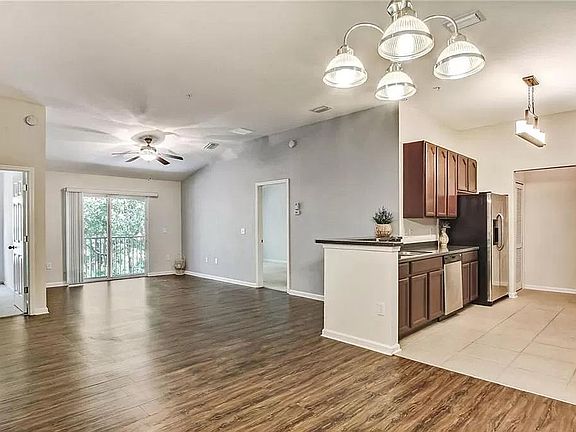 3rd image of 7039 Deer Lodge Cir Unit 108