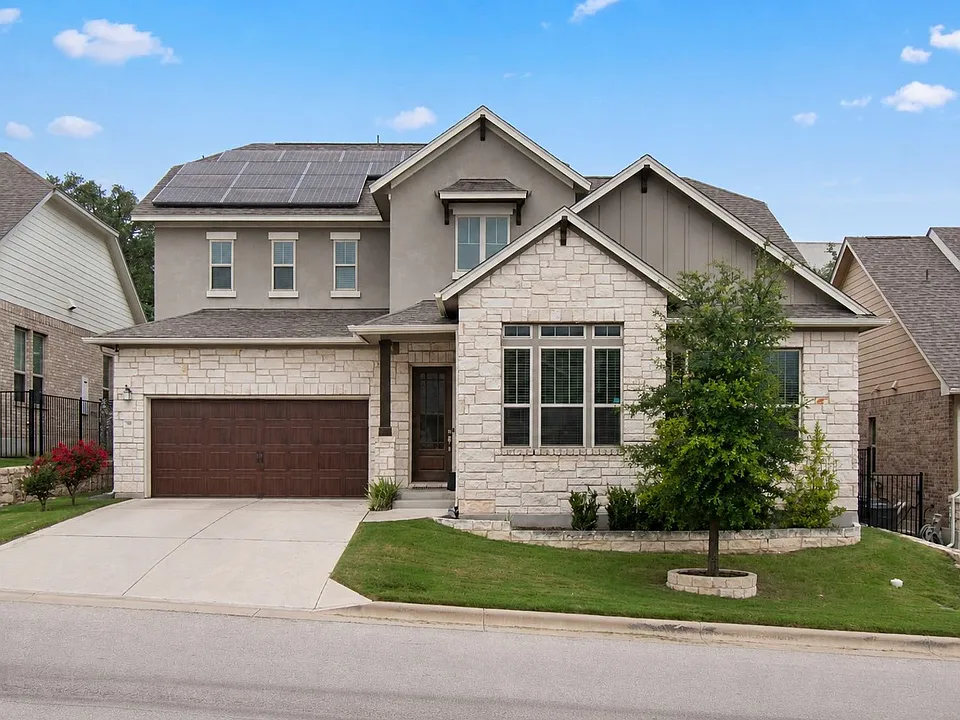 231 Village Oak Dr