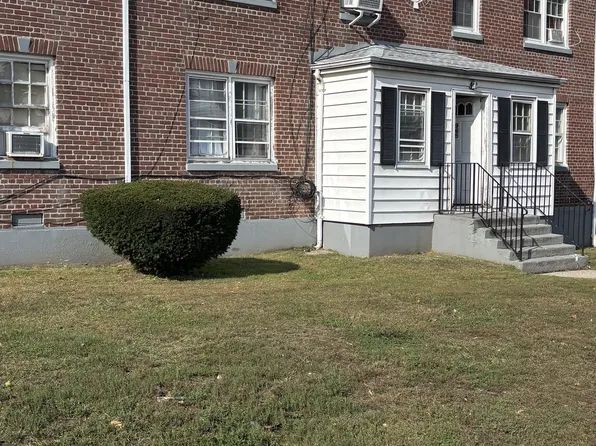 957 William Street APT A, Bridgeport, CT 06608