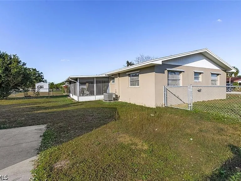 211 S Lake Dr — Photo 21