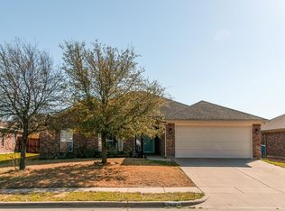 706 Lakeview Dr, Alvarado, TX 76009