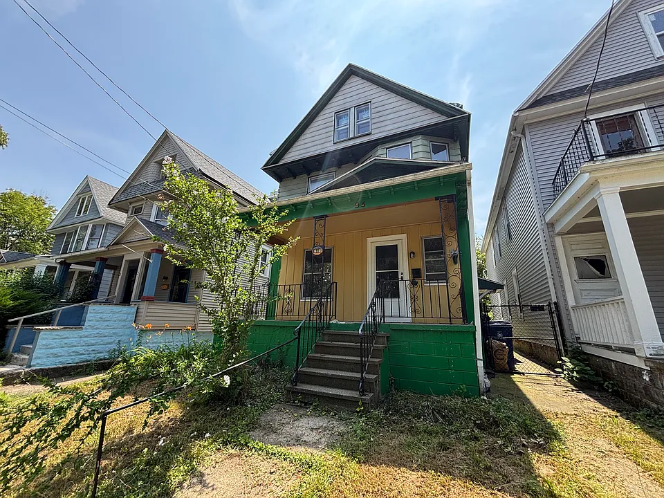95 Garner Ave