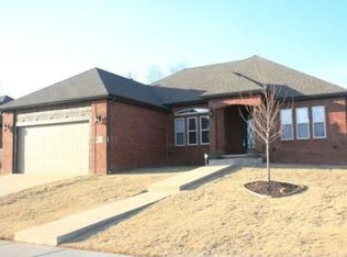 3154 Ika Ln, Fayetteville, AR 72704