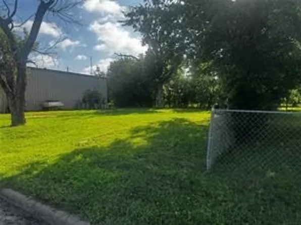 415 SE 5th Ave, Mineral Wells, TX 76067