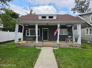 37 Beacon Blvd, Keansburg, NJ 07734