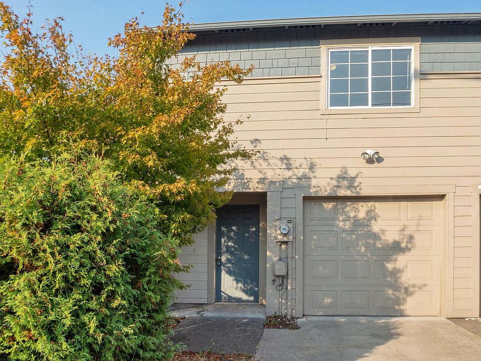 1st image of 4564 S Puget Sound Ave