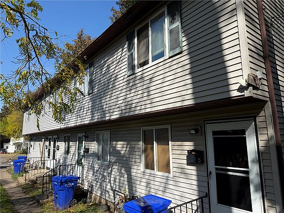 2nd image of 1694 Saint Paul St