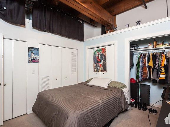 3rd image of 701 W Jackson Blvd #1717