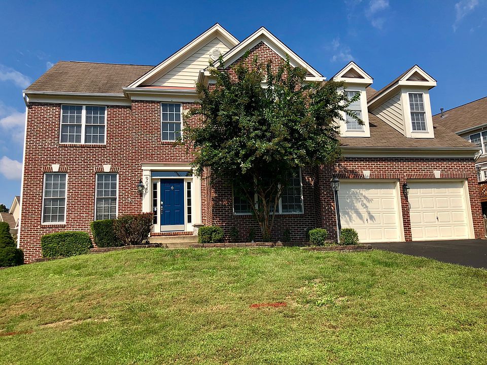 1st image of 9020 Paddington Ct