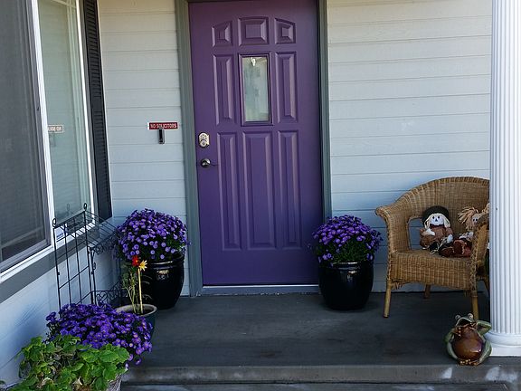 Entrance with security lock