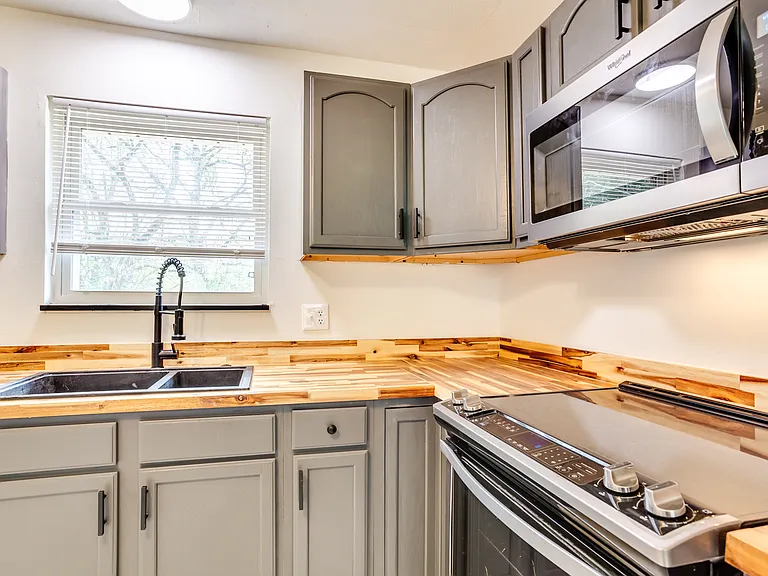 6608 Langston Dr — Photo 14