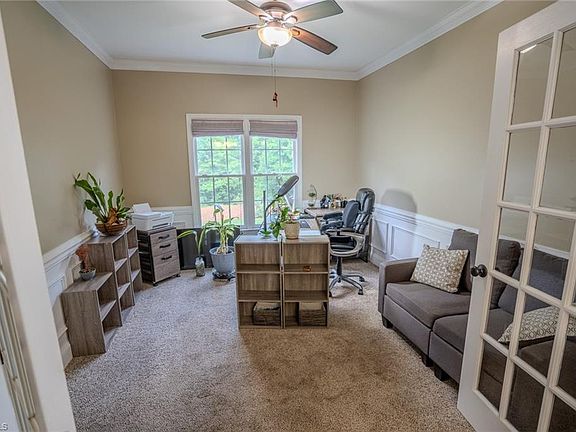 5th image of 3221 Peninsula Dr