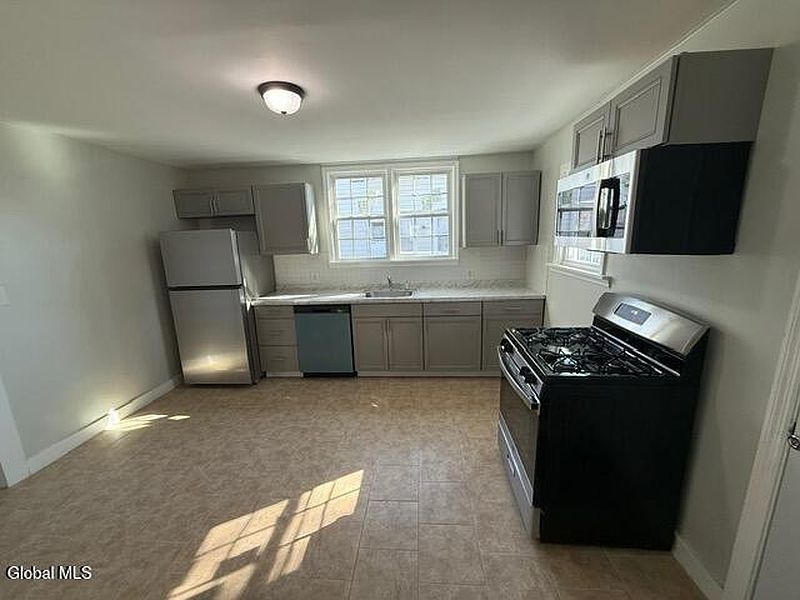 5th image of 24 Orville Street