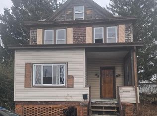 19 John St, Uniontown, PA 15401